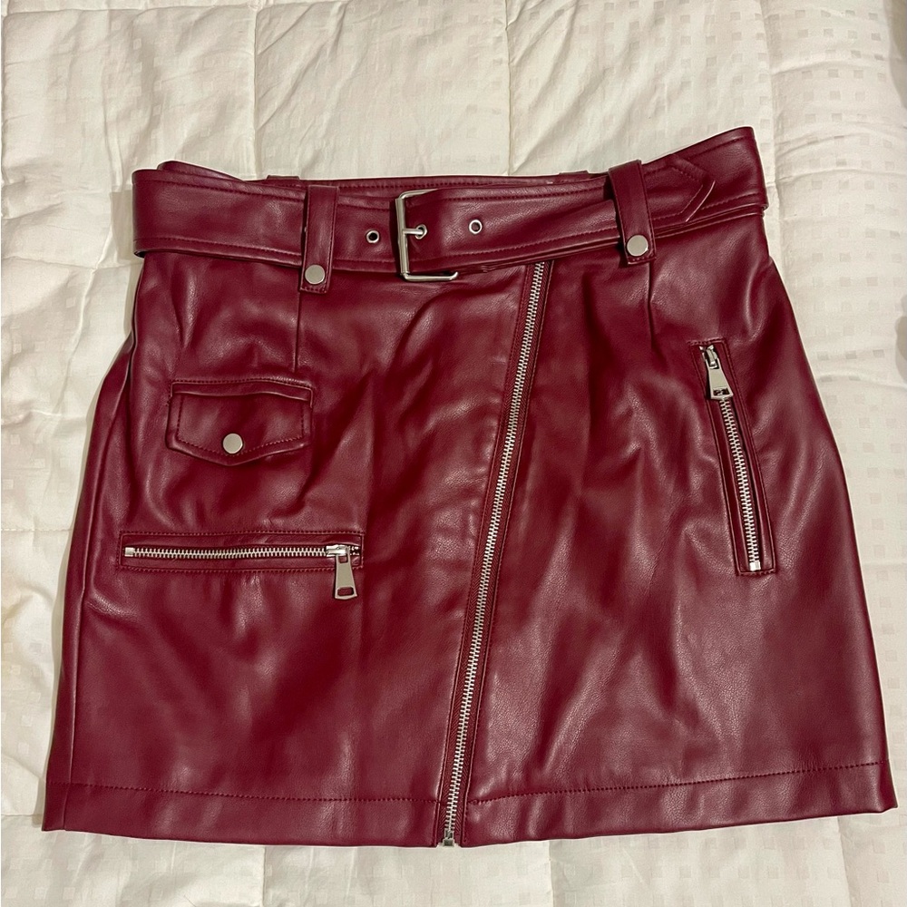 7 For All Mankind faux leather skirt -sz 6